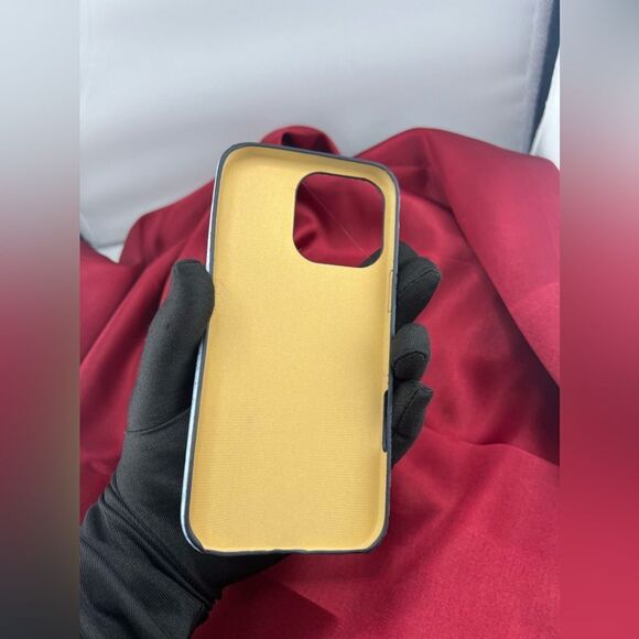 Elegant Rhinestone Snake Pattern Case for iPhone - Picture 7 of 7